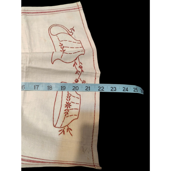 4 Vintage Hand Embroidered Tea Towels - Picture 13 of 14